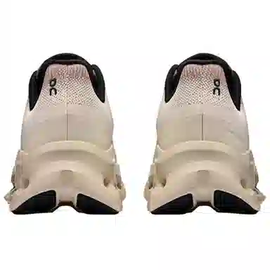 On Cloudtilt WMNS