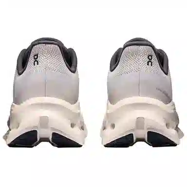On Cloudtilt WMNS