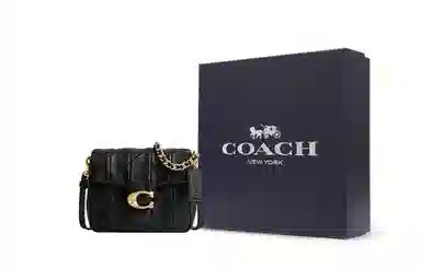 COACH Tabby 17 Black