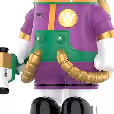 POP MART MOLLY MEGA SPACE