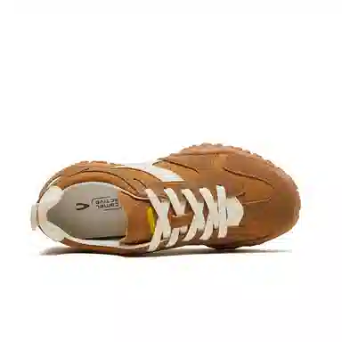 CAMEL ACTIVE