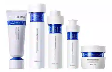 温碧泉 泉弹闪皙蕴能护肤套装 紧致保湿