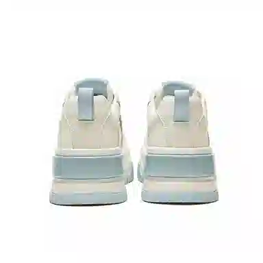 CAMEL ACTIVE