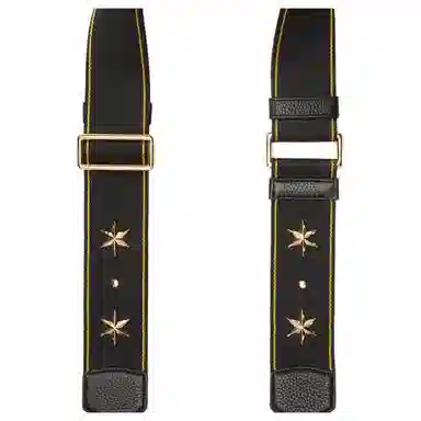 MARC JACOBS