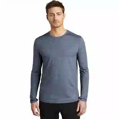 Under Armour T