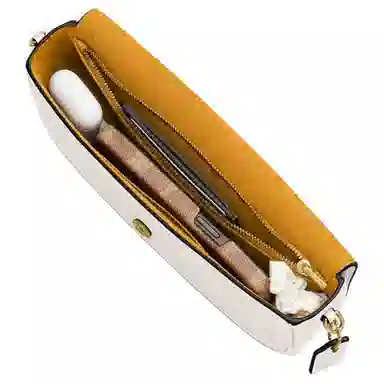 COACH Brook 24 Chalk White