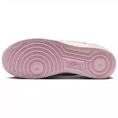 Nike Air Force 1 Low Valentines Day