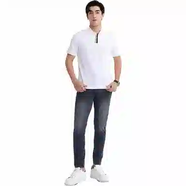 LESS IS MORE x Kevin Polo