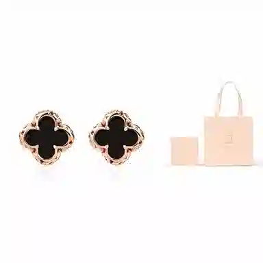 Ai De Promise Clover Stud Earrings