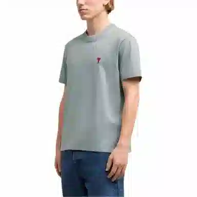 AMIPARIS Embroidered Heart Tee