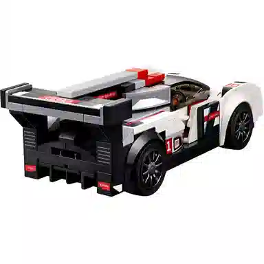 LEGO R18 e-tron quattro 75872