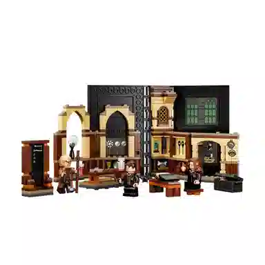 LEGO Harry Potter Defense Against the Dark Arts Class 76397