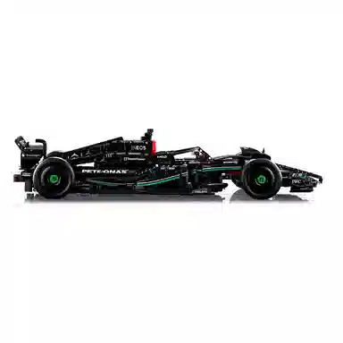 LEGO Mercedes-AMG F1 W14 E Performance