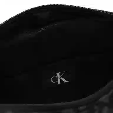 CALVIN KLEIN