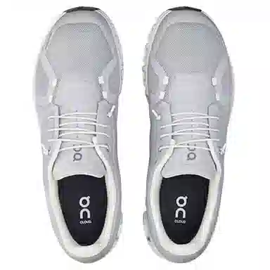 On On Cloud 6