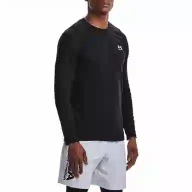 Under Armour logo T