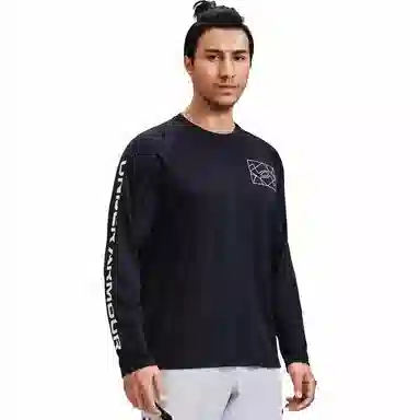 Under Armour T