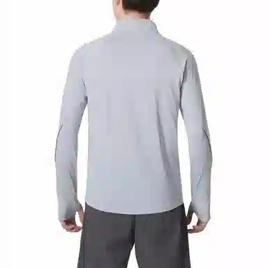 Under Armour T