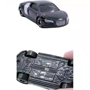 TAKARA TOMY 6 R8 Coupe