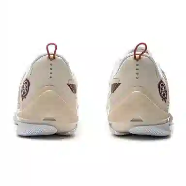 LiNing 808 4 Ultra