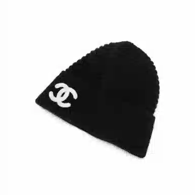 CHANEL -