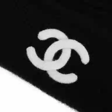CHANEL -
