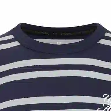 Under Armour Sports Club T