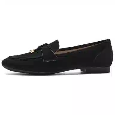 NINE WEST