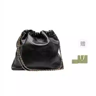 VANESSA HOGAN VH
