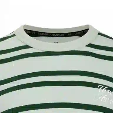 Under Armour Sports Club T