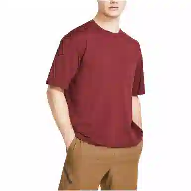 Under Armour T