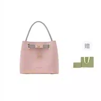 VANESSA HOGAN VH