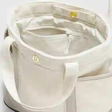 lululemon Daily 6.5L Tote