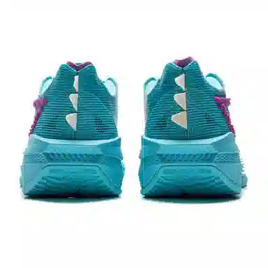 Disney x LiNing Ultra Light 2025