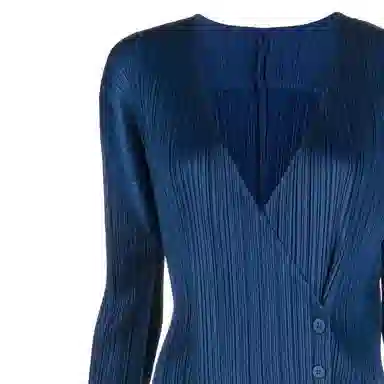 PLEATS PLEASE ISSEY MIYAKE