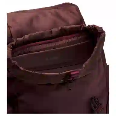 lululemon 14L Wunderlust Logo