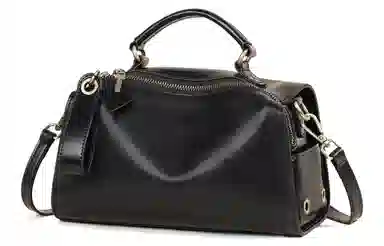 COMELY Boston Bag Classic Black