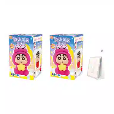 x Crayon Shinchan Q 6