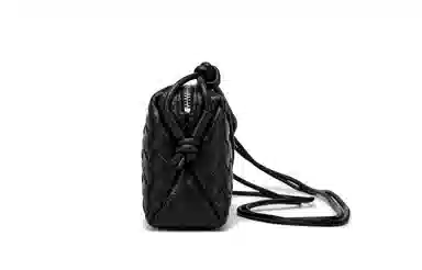 FAIRWHALE Commuter Leather Crossbody Bag