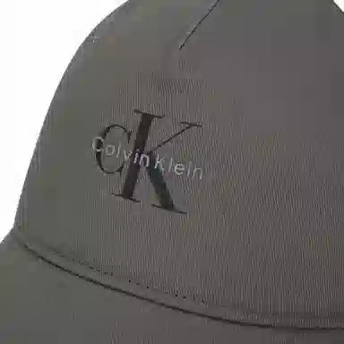 CALVIN KLEIN