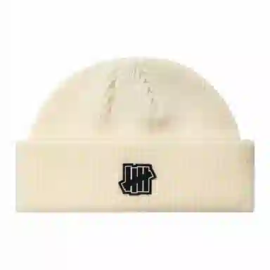 UNDEFEATED Classic Logo Beanie