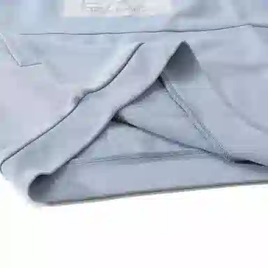 EMPORIO ARMANI SS23 EA7 Logo