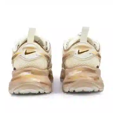 Nike TC 7900