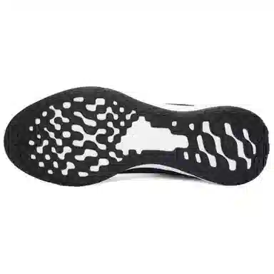 Nike Revolution 6 White