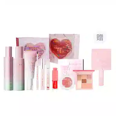 云诗茗 浪漫爱心彩妆礼盒 不卡粉修饰肤色持久自然 新手入门少女必备化妆护肤套装 十件套