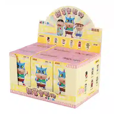 超逗熊 蜡笔小新新酱变形记 比例手办