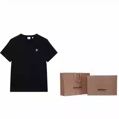 Burberry SS22 T