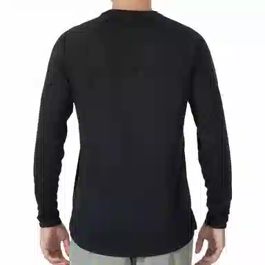 Under Armour T