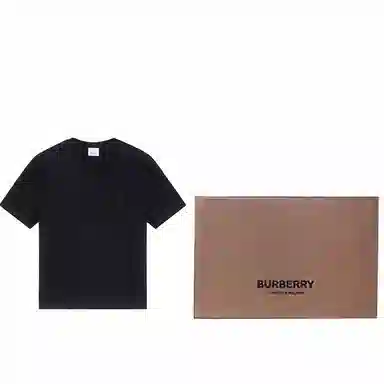 Burberry SS23 LogoT