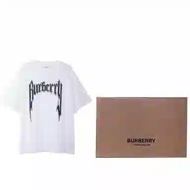 Burberry SS23 T